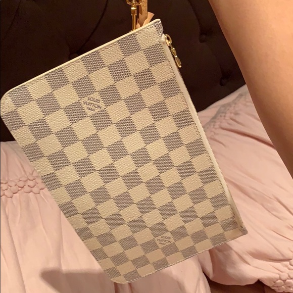 Wristlet - Picture 2 of 5